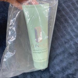 Clinique 7 Day Scrub Cream NWT